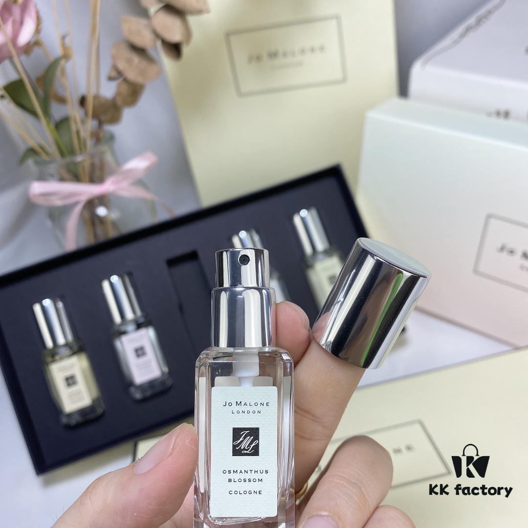 6931f60f3a89a121ed5479b0 Jo Malone London The Blossoms Limited Edition Flowering Fragrance Compact Gift Set, Bloom Season Collection 5-Piece Perfume Set 5×9ml with Spray Nozzles