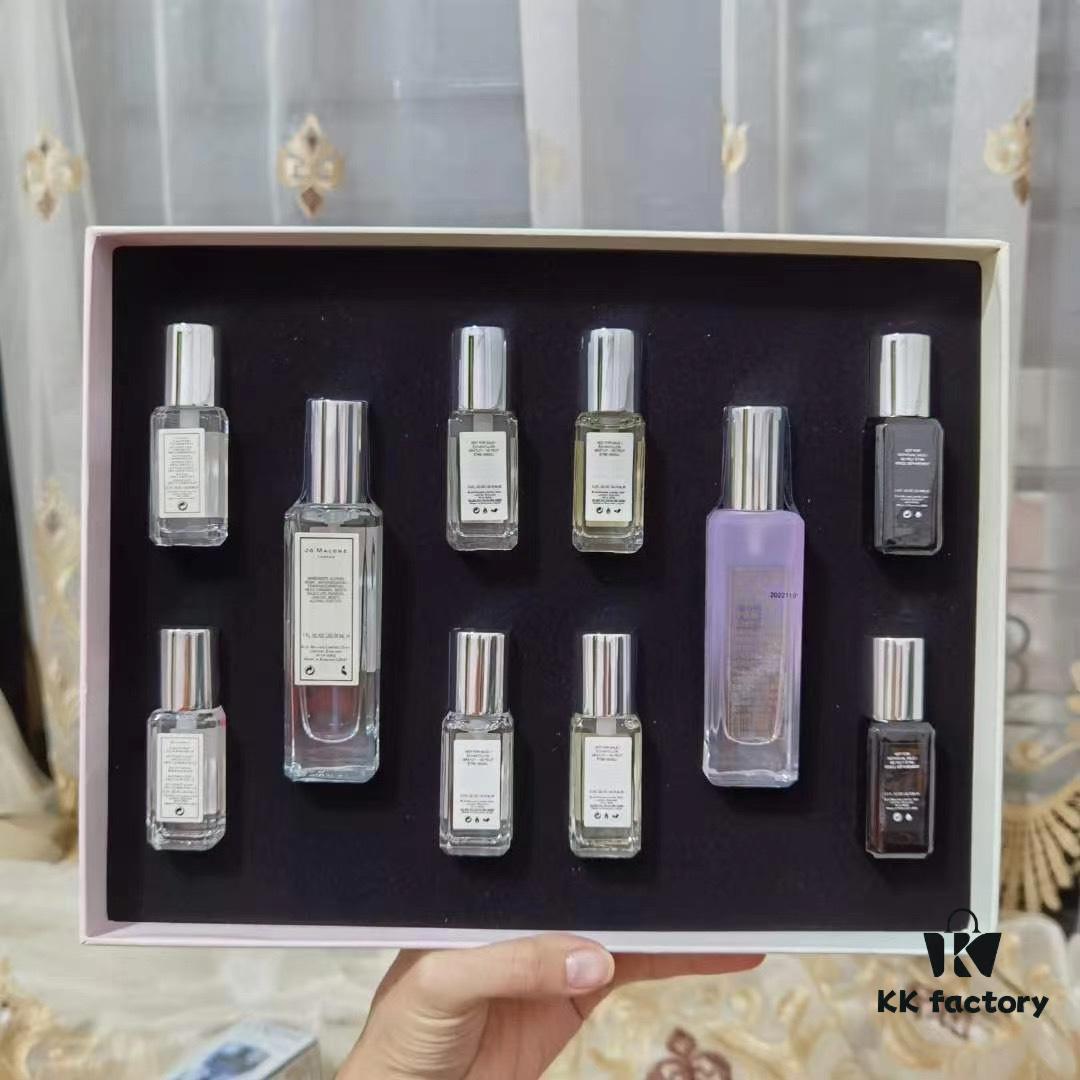 6931f6133a89a121ed5479e8 Jo Malone Perfume 10-Piece Set 🔜 Cabinet Quality ‣ 2 Full-Size + 8 Travel Sizes, 2 x 30ml / 8 x 9ml Gift Edition