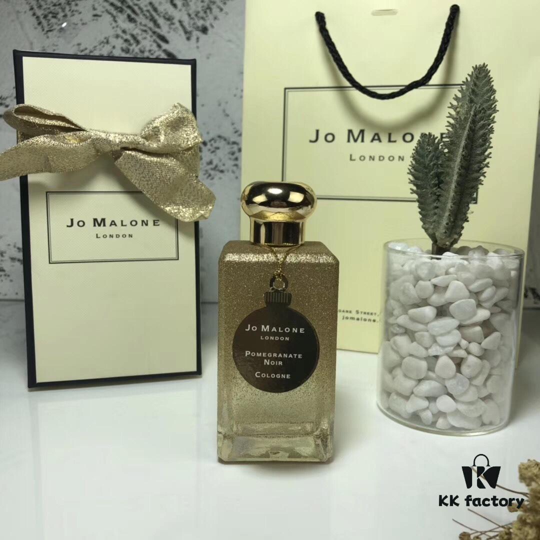 6931f6153a89a121ed5479fb Jo Malone Counter Exclusive Black Pomegranate Limited Edition Gold 100ml