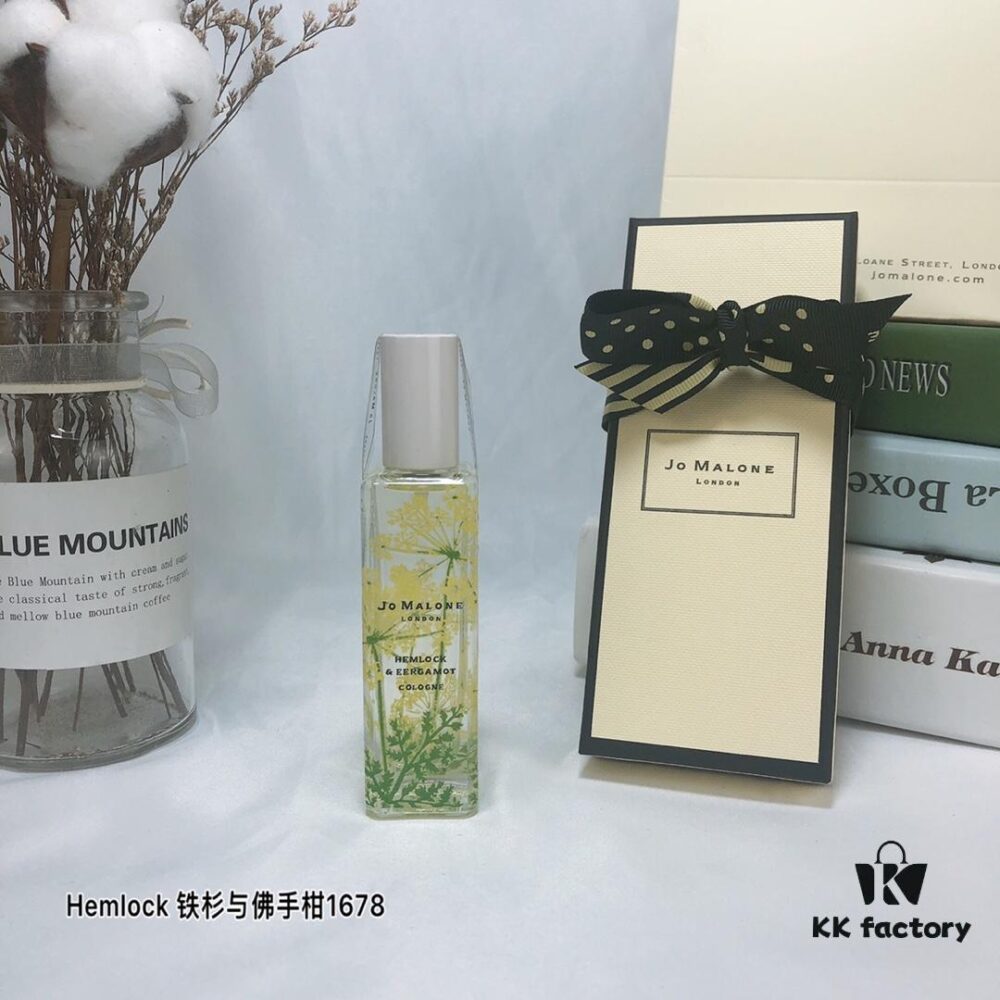 6931f6193a89a121ed547a32 Jo Malone Counter Exclusive Wild Flowers & Weed Collection 2019 Limited Edition UK Floral Series 30ml, Refreshing and Bright Hemlock & Bergamot