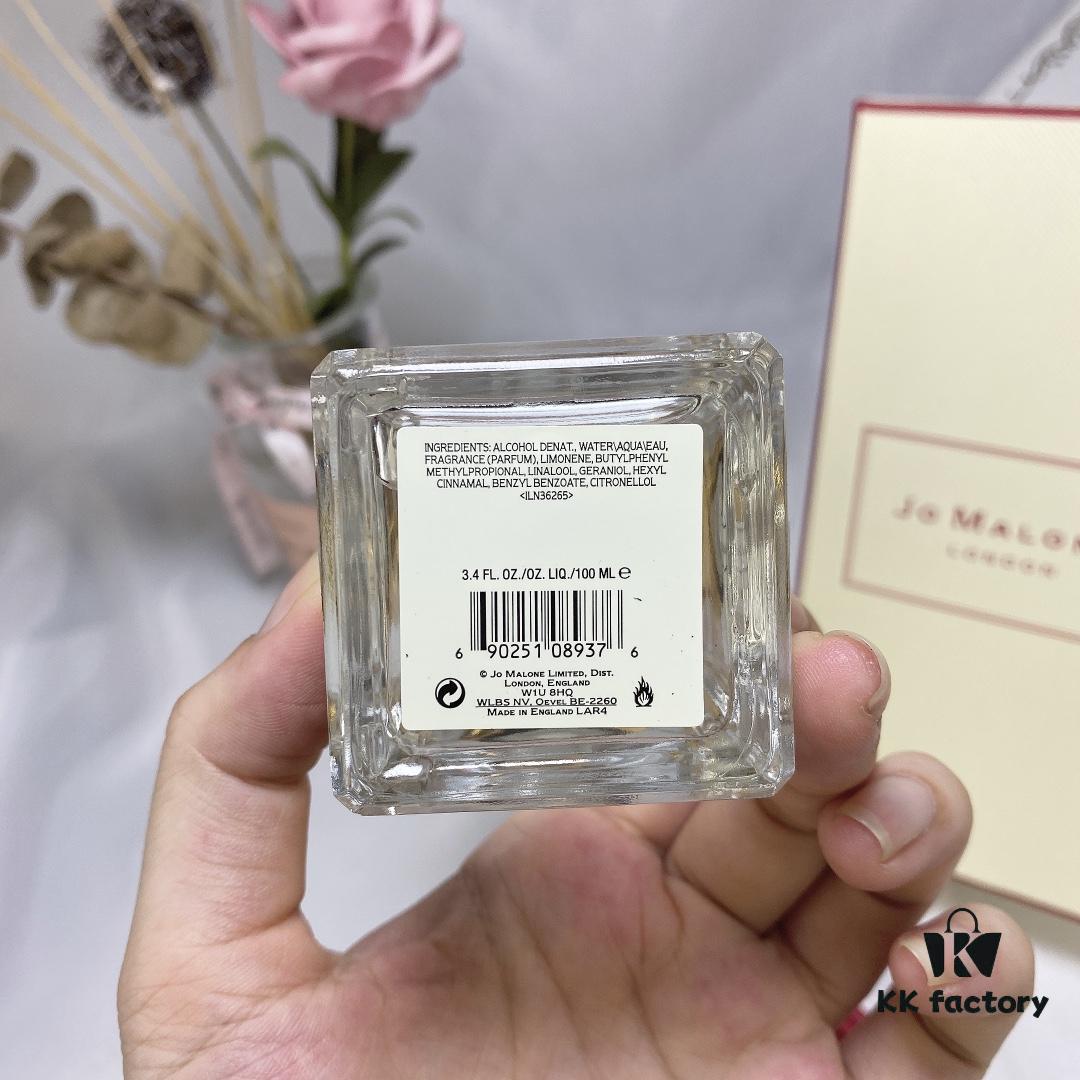 6931f61a3a89a121ed547a41 Jo Malone Boutique Edition Red Tassel Classic English Pear & Freesia Perfume 100ml