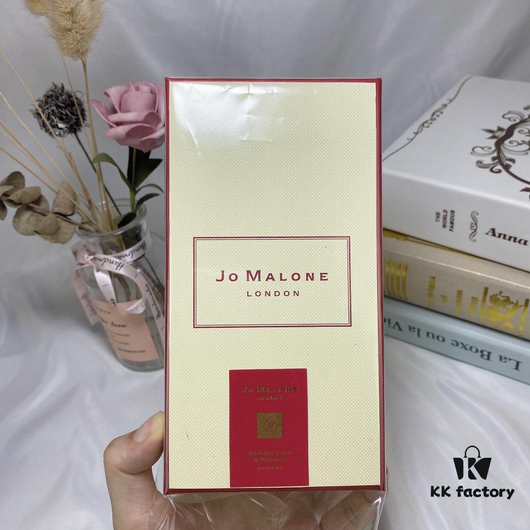 6931f61a3a89a121ed547a45 Jo Malone Boutique Edition Red Tassel Classic English Pear & Freesia Perfume 100ml