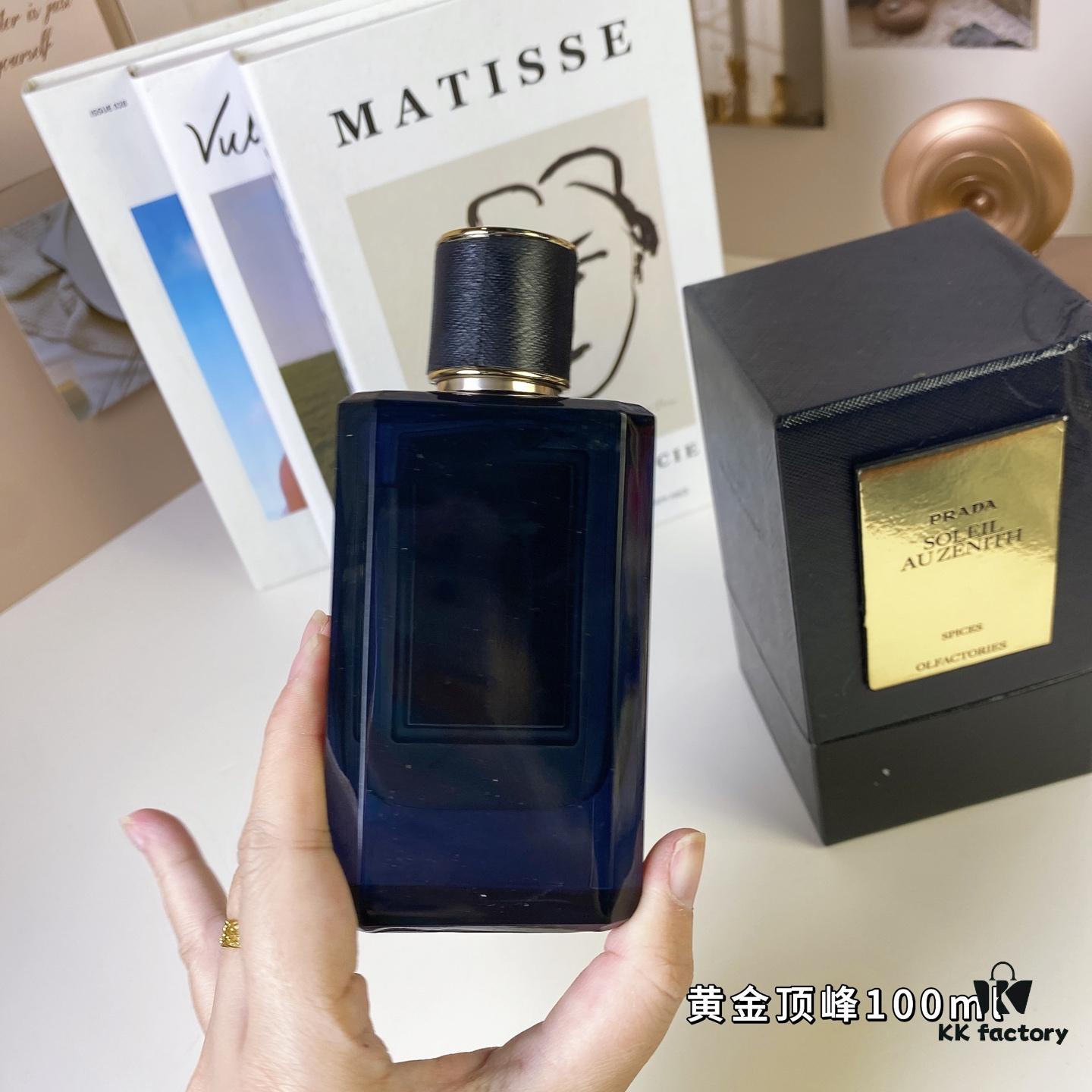6931f61e3a89a121ed547a79 Prada Mirages Soleil au Zenith 66109 Gold Peak 100ml