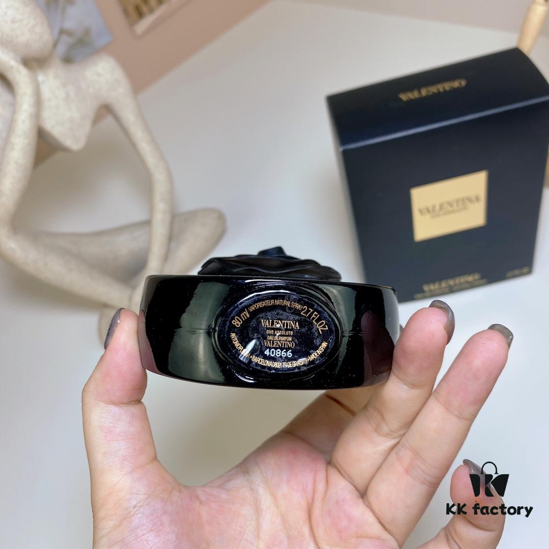 6931f6283a89a121ed547b0b Valentino Black Carved Ebony Essence 80ml Valentino Valentina Oud Assoluto, 2013