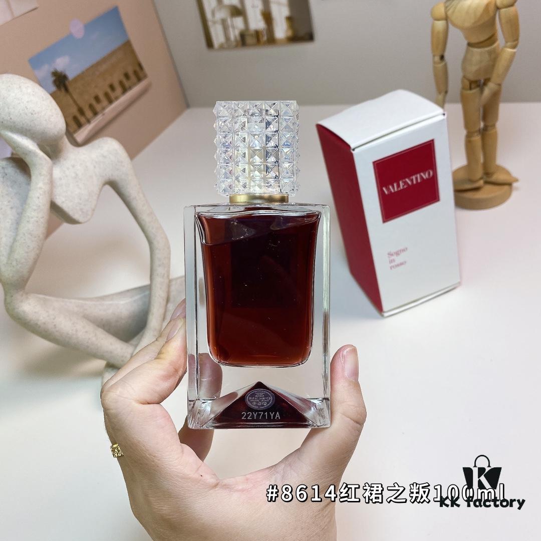 6931f62c3a89a121ed547b38 Valentino Sogno In Rosso (Red Dress Rebellion) 100ml