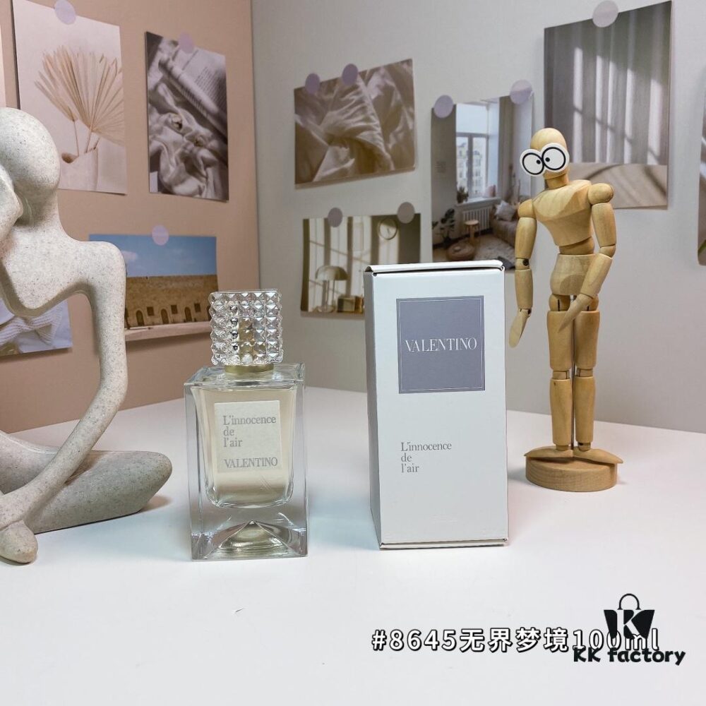 6931f62d3a89a121ed547b4a Valentino L'Innocence de L'Air No.8645 Boundless Dream 100ml