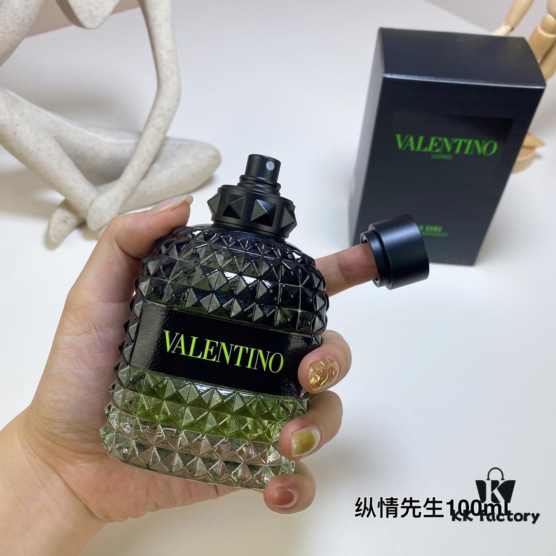 6931f6323a89a121ed547b98 Valentino Uomo Born in Roma Green Stravaganza, 100ml