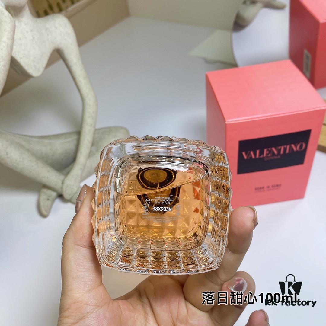 6931f6333a89a121ed547ba7 Valentino Miss Sunset Orange Fantasy for Women 100ml