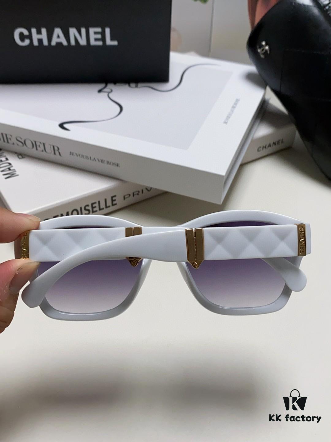 6931f63b3a89a121ed547be8 Foldable Sunglasses Heavyweight New Arrival Chanel Pocket Folding Sunglasses