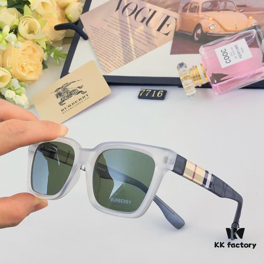 6931f6403a89a121ed547c30 Burberry Stylish and Elegant Check Pattern Sunglasses for Women and Men, UV Protection Travel Shades