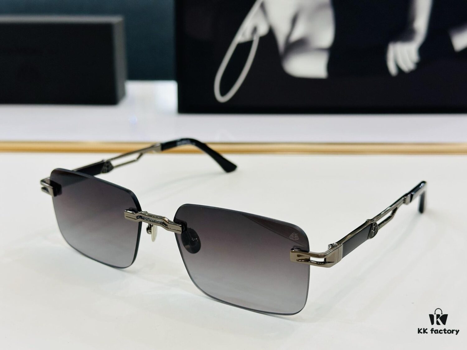 6931f6763a89a121ed547f3f High-Quality MAYBACH Z26 Sunglasses, Exquisite Craftsmanship, Premium Feel