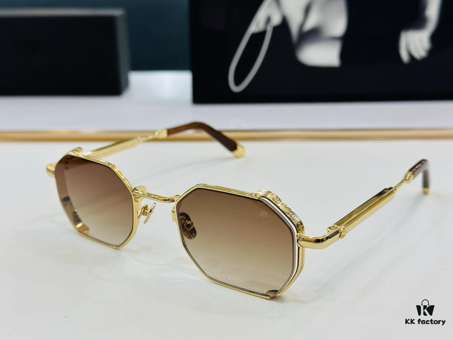 6931f6933a89a121ed5480a3 High-Quality MAYBACH Z33 Sunglasses, Exquisite Craftsmanship, Premium Feel, Size: 52-21-145