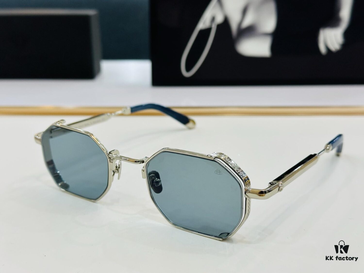 6931f6933a89a121ed5480a4 High-Quality MAYBACH Z33 Sunglasses, Exquisite Craftsmanship, Premium Feel, Size: 52-21-145