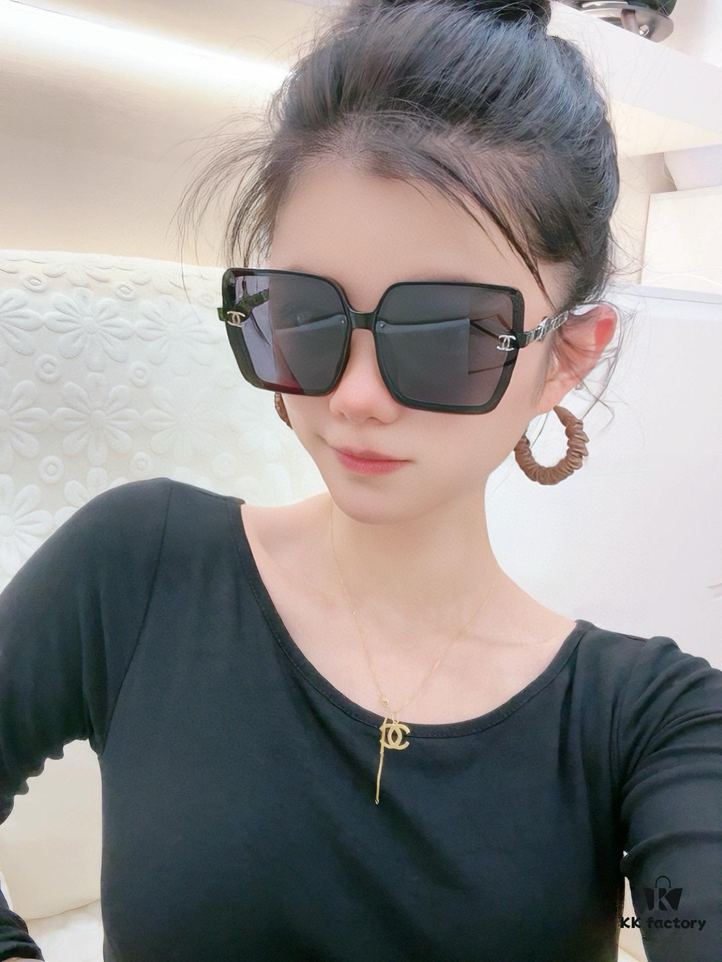 6931f79a3a89a121ed548f7f New CHANEL Sunglasses CH7626