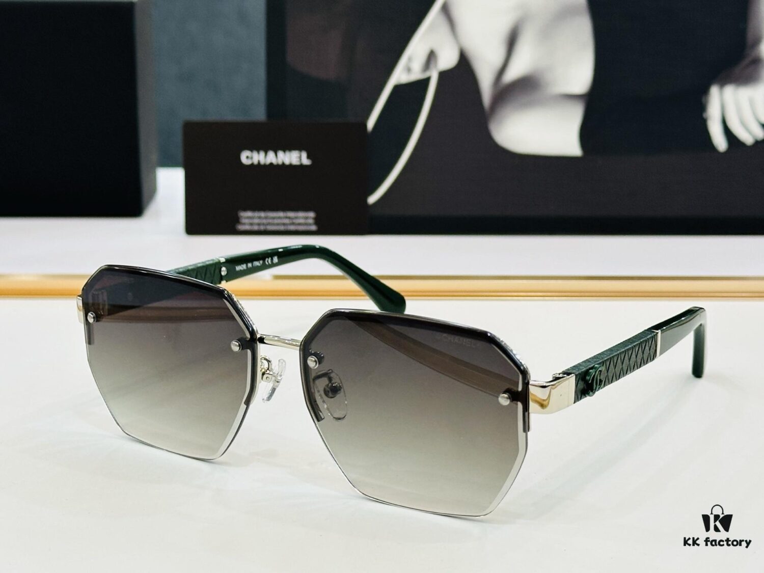 6931f79f3a89a121ed548fd0 CHANE*/Xiangjia MODEL: CH6060S Size: 63□17-145 Nail Art Heart J Sunglasses