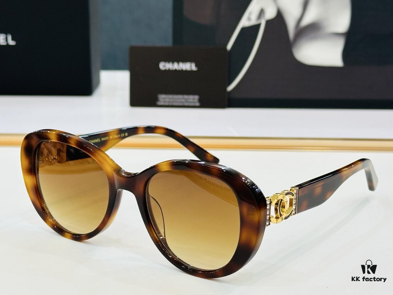 6931f7a13a89a121ed548feb CHANE*/Xiangjia MODEL:CH8051 Size: 51□21-145 Sunglasses