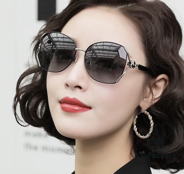 6931f7c23a89a121ed5491b7 CHANEL 2025 New Camellia Fashion Best-Selling Round Frame Sunglasses Comfortable Wearable Influencer Trendy Shades Model: CH9803