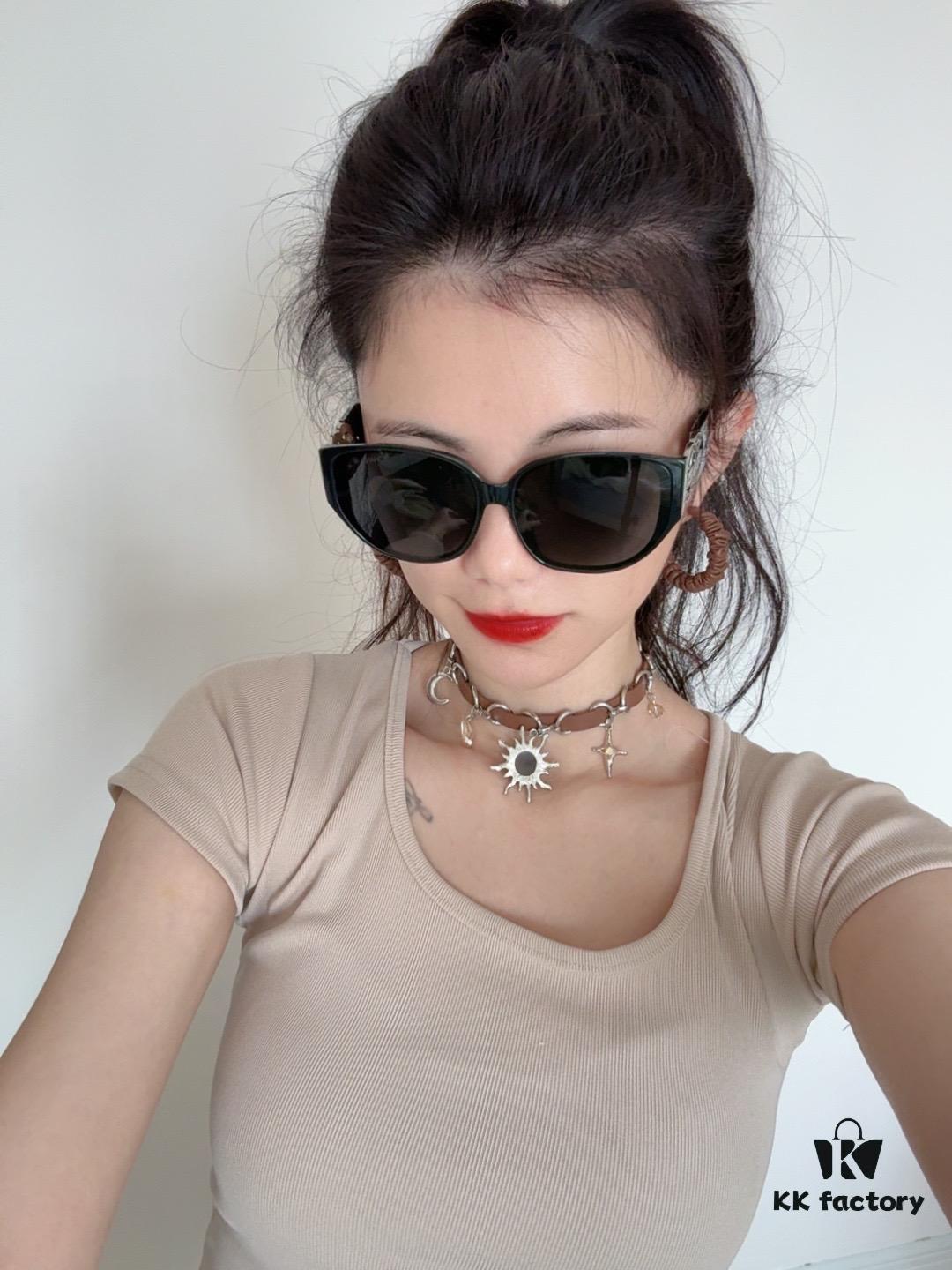 6931f7c53a89a121ed5491da Chanel Oversized Square Sunglasses, Classic Frame Design, Universal Fit, Polarized UV-Protective Lenses, Model: CH4620