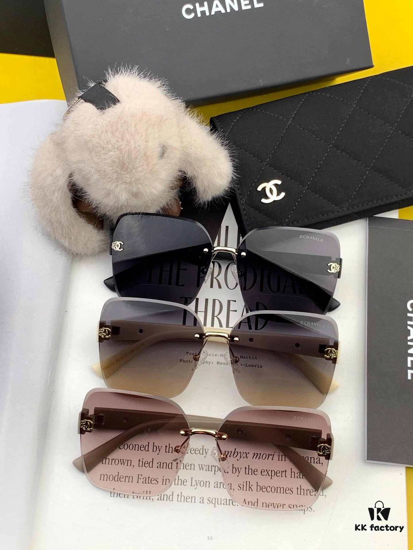 6931f7d03a89a121ed54927a New CHANEL Sunglasses CH4550