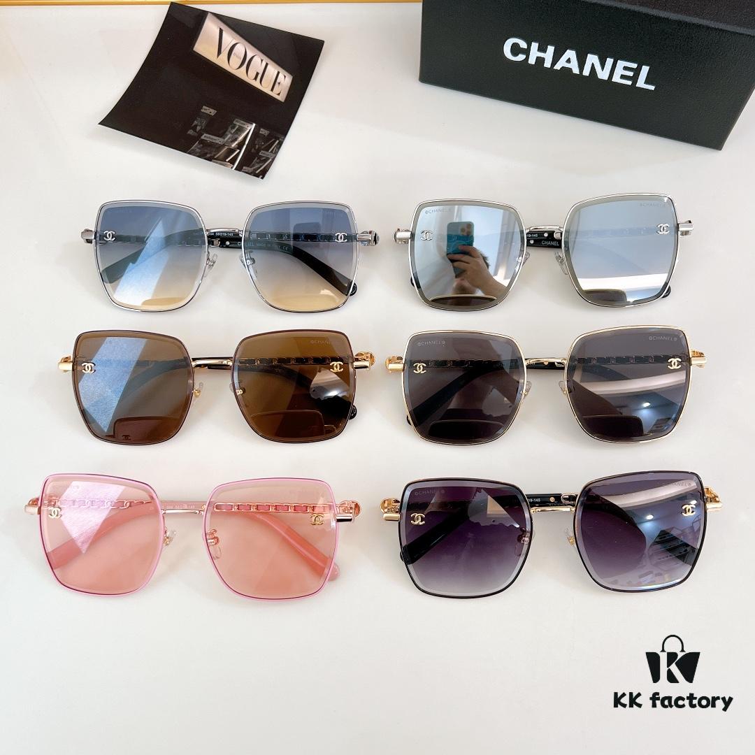 145 CHANEL Sunglasses