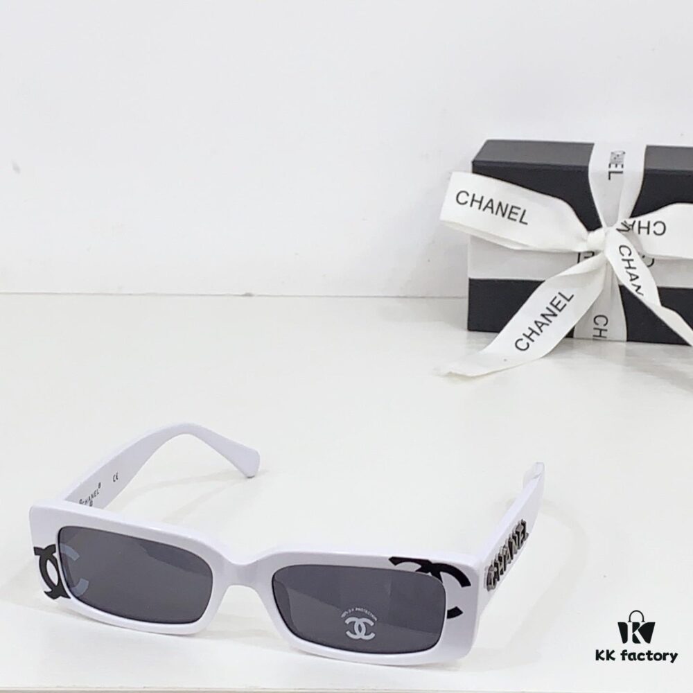6931f7e13a89a121ed549377 135 CHANEL Sunglasses, Same as G-Dragon's Style