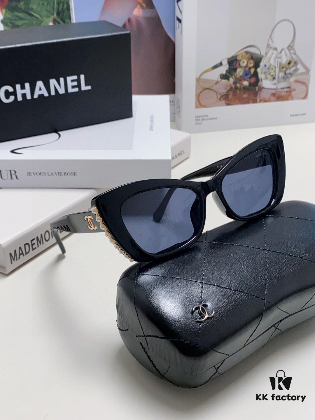 6931f7e43a89a121ed54939b Chanel Natural Light Pink Pearl-Set Frame Trendy Fashion Women's Luxury Square Sunglasses