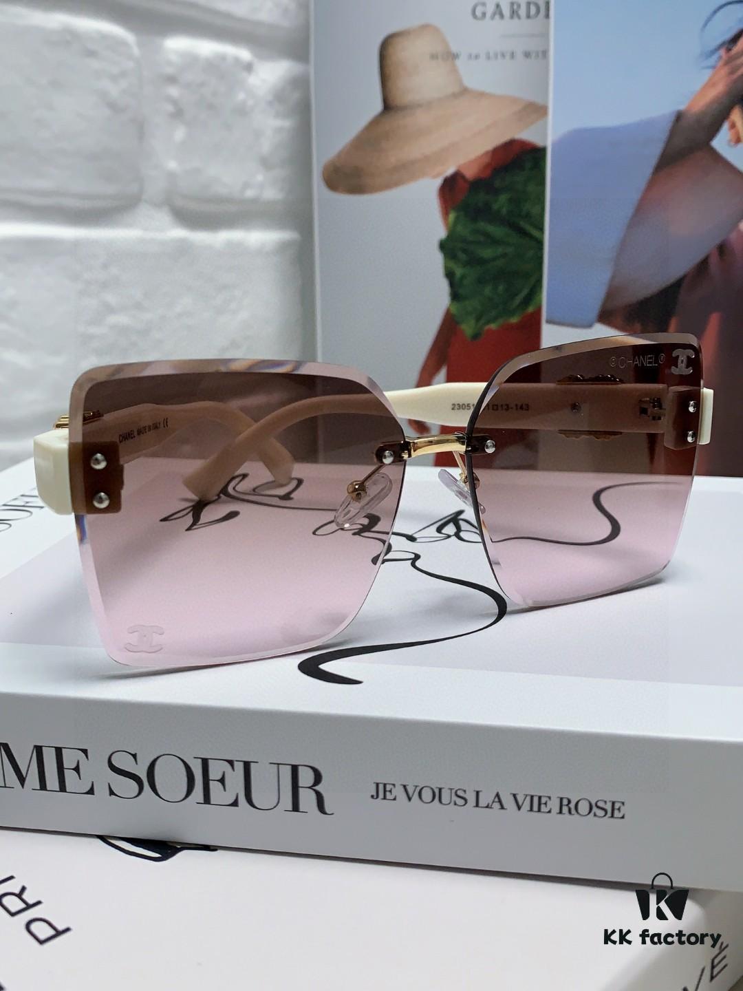 Chanel Popular Best-Selling Sunglasses, Stylish Sun Protection Glasses That Flatter the Face Shape