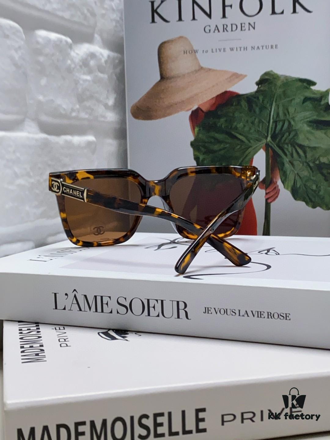 6931f7f33a89a121ed549477 Chanel 2025 New Hot-Selling Square Frame Women's Sunglasses