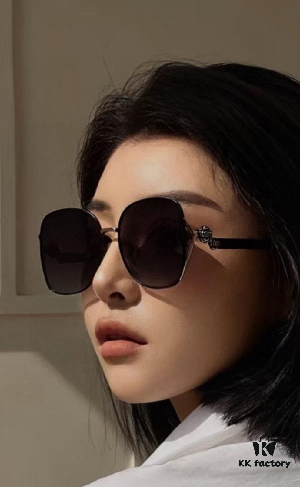 6931f8033a89a121ed549565.jpg CHANEL 2025 New Camellia Trendy Best-Selling Fashion Round Frame High-Definition Polarized Sunglasses, Comfortable Wear, Influencer Popular Style