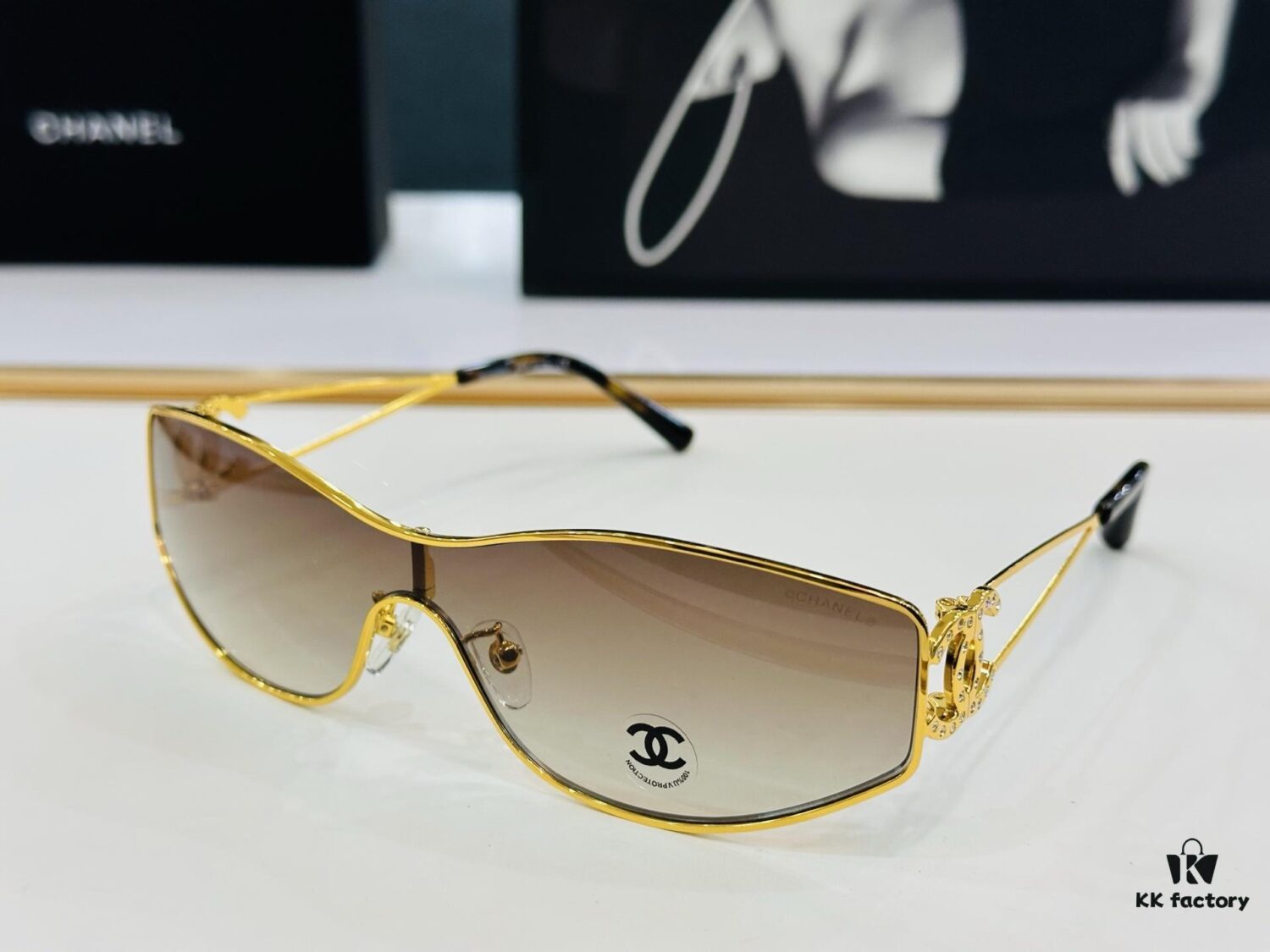 6931f80d3a89a121ed5495ee CHANE*/Xiangjia MODEL: CH4073-B Size: 138□1-140 Fashion Sunglasses