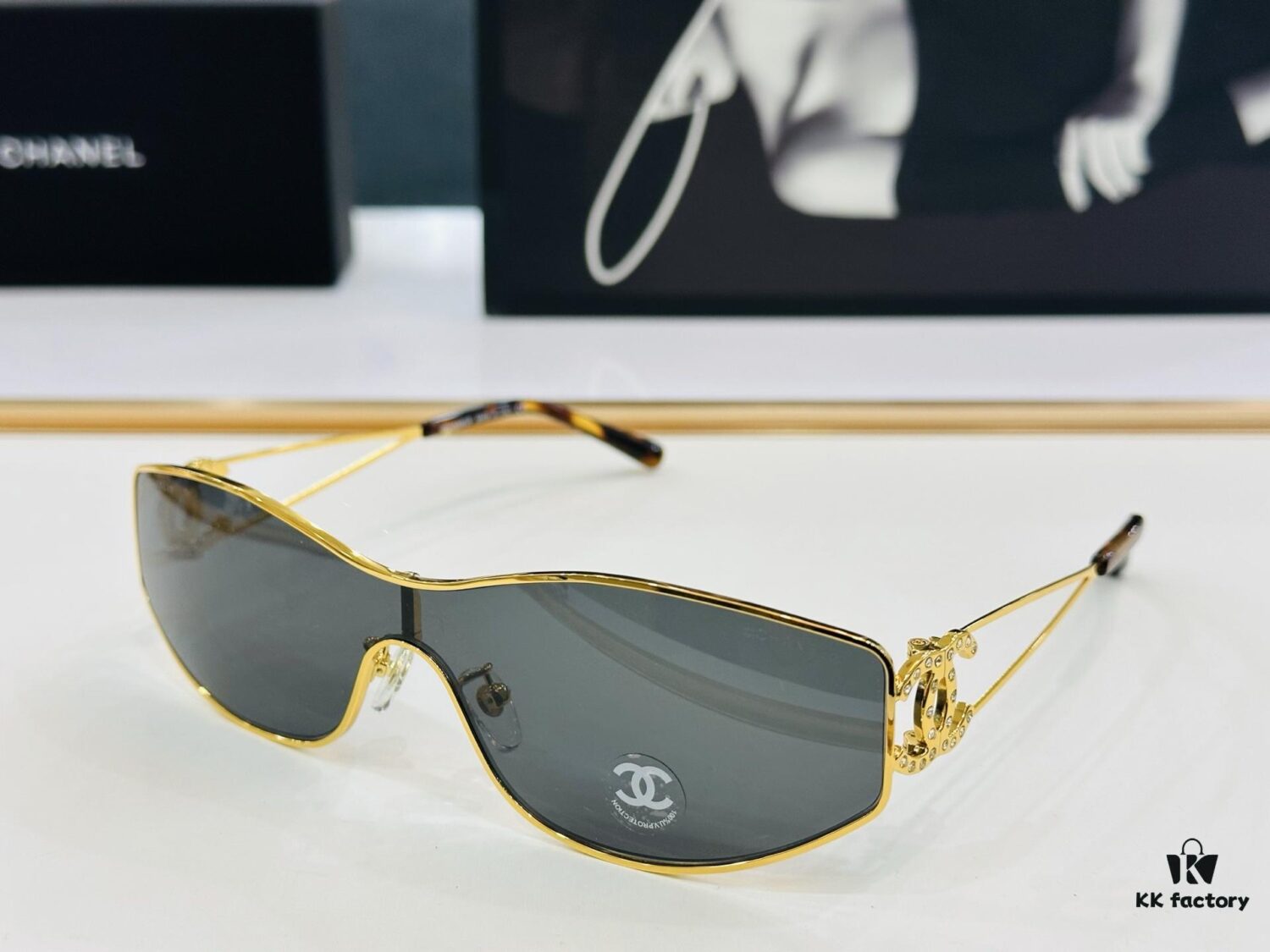 6931f80d3a89a121ed5495f2 CHANE*/Xiangjia MODEL: CH4073-B Size: 138□1-140 Fashion Sunglasses