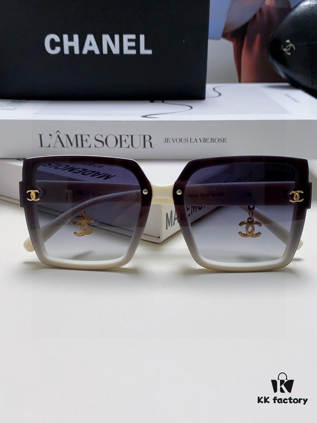 6931f8173a89a121ed54968d Chanel 2025 New Arrival Fashion Sunglasses, Stylish Oversized Gradient Lenses, Face-Framing UV Protection Shades with Umbrella Pendant, Classic Little Luxury Chic