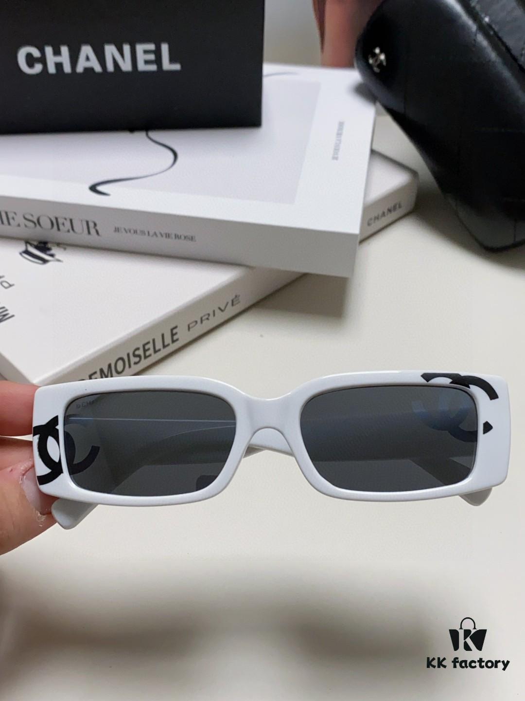 6931f8273a89a121ed549762 Chanel 2025 Summer New Arrival Popular on Xiaohongshu Double C Logo Sunglasses