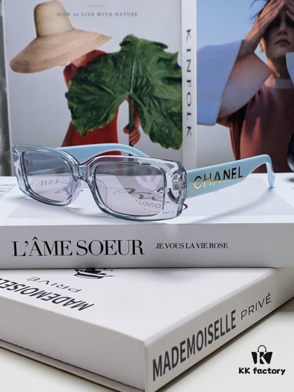 6931f8293a89a121ed54977d Chanel 2025 Summer New Arrival Popular on Xiaohongshu CC Large Logo Sunglasses