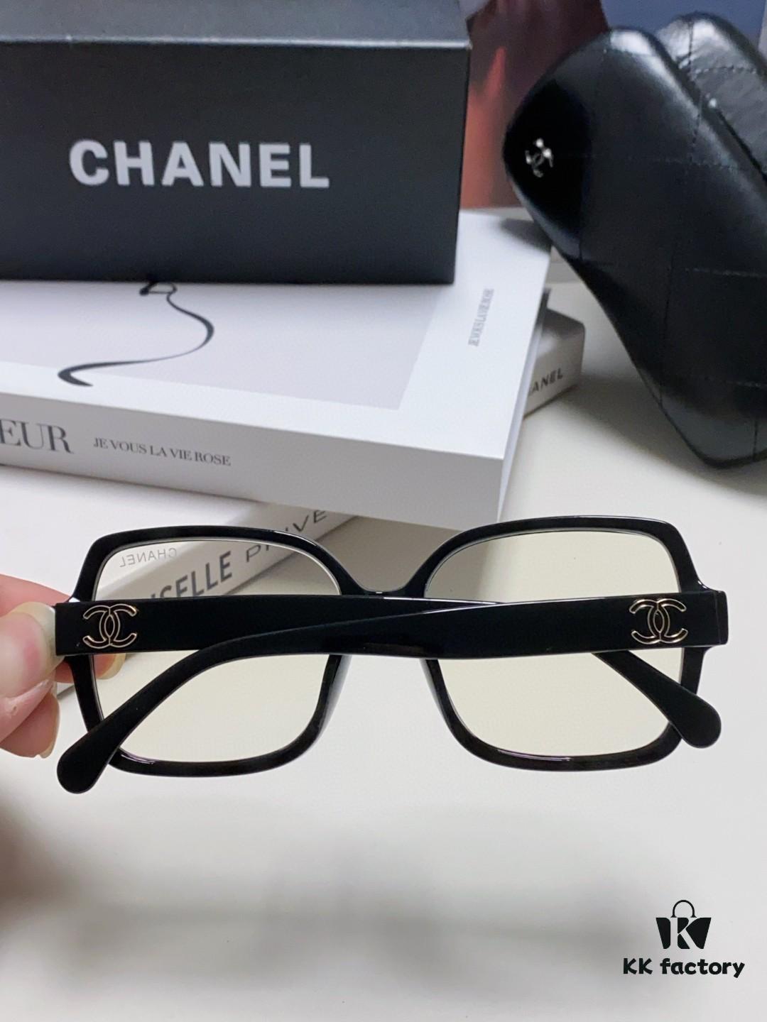 6931f82f3a89a121ed5497df Chanel Small Logo Eyeglass Frame, Panda Color, Suitable for Prescription Lenses, Stylish and Face-Framing