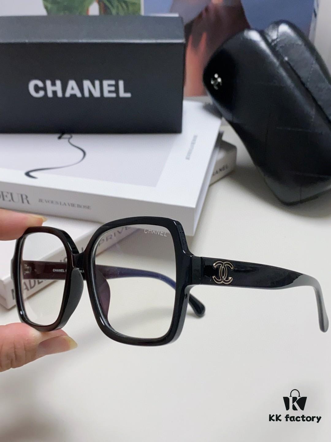 6931f82f3a89a121ed5497e0 Chanel Small Logo Eyeglass Frame, Panda Color, Suitable for Prescription Lenses, Stylish and Face-Framing