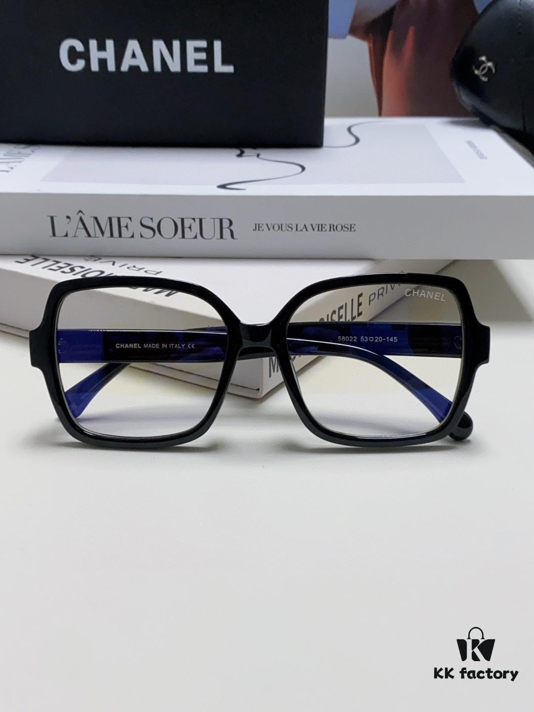 6931f8303a89a121ed5497e1 Chanel Small Logo Eyeglass Frame, Panda Color, Suitable for Prescription Lenses, Stylish and Face-Framing