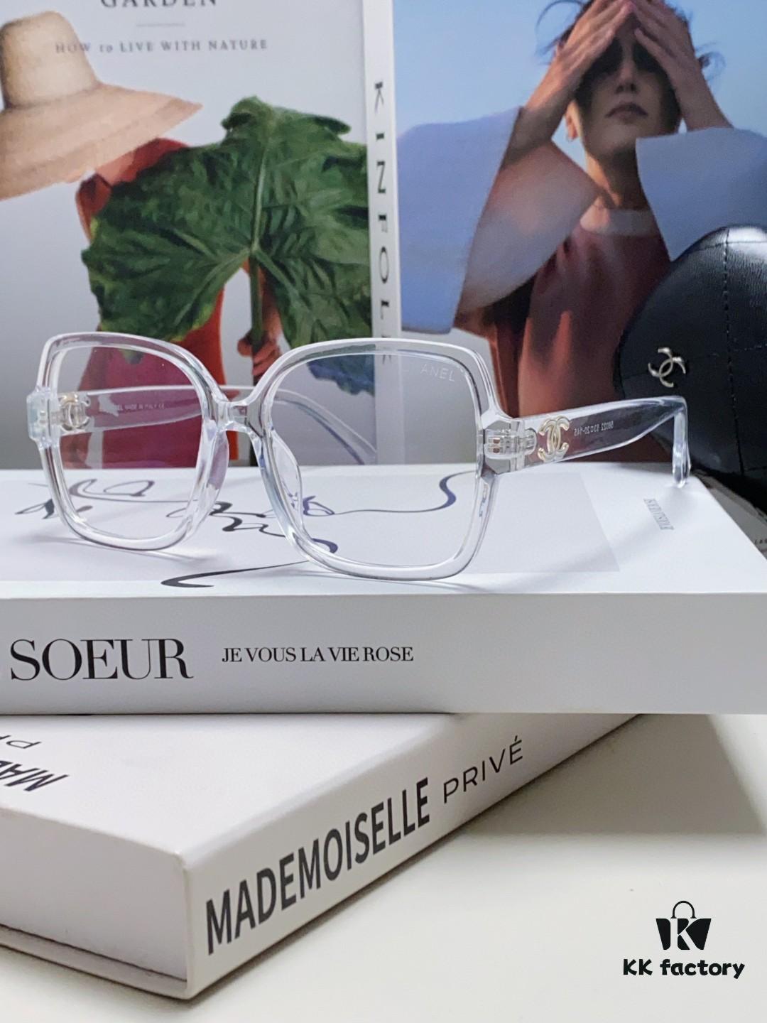 6931f8303a89a121ed5497e5 Chanel Small Logo Eyeglass Frame, Panda Color, Suitable for Prescription Lenses, Stylish and Face-Framing Design