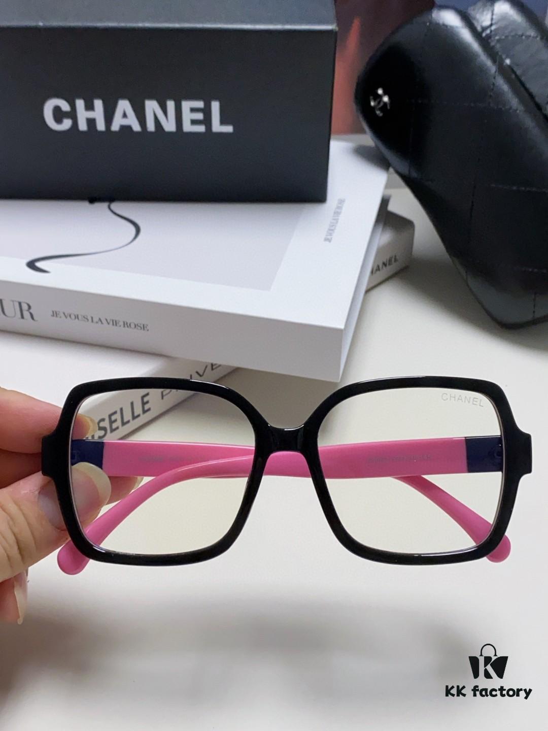 6931f8313a89a121ed5497f4 Chanel Small Logo Eyeglass Frame, Panda Color, Suitable for Daily Wear with or without Prescription Lenses, Stylish and Face-Framing Design