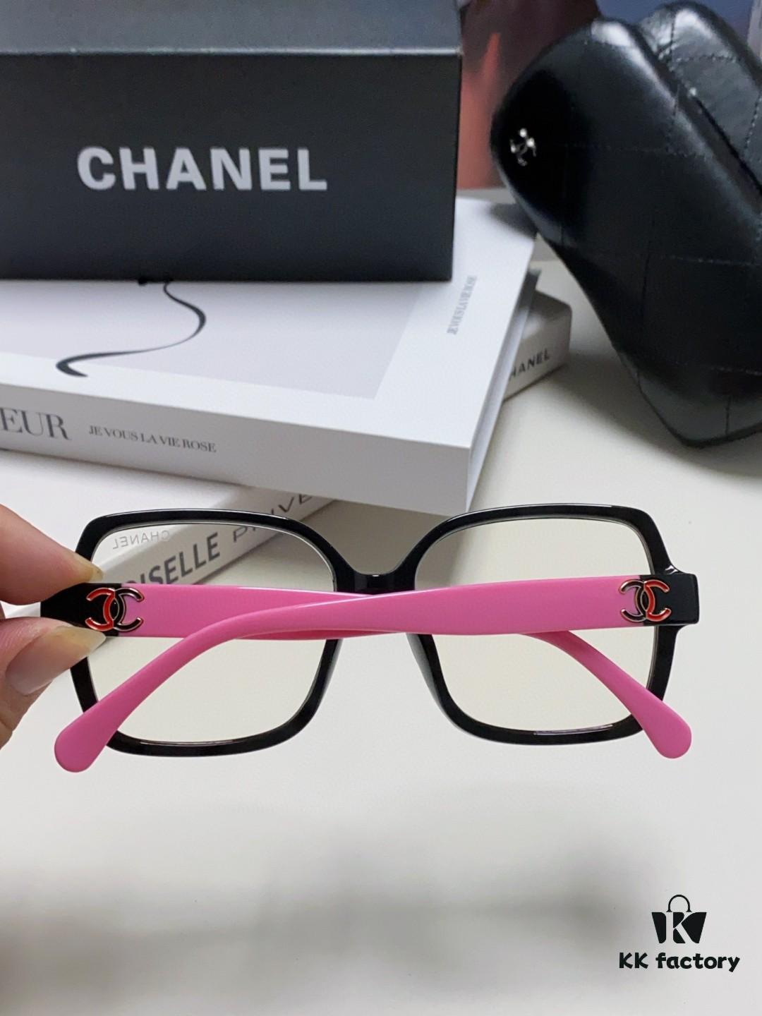 6931f8313a89a121ed5497f5 Chanel Small Logo Eyeglass Frame, Panda Color, Suitable for Daily Wear with or without Prescription Lenses, Stylish and Face-Framing Design