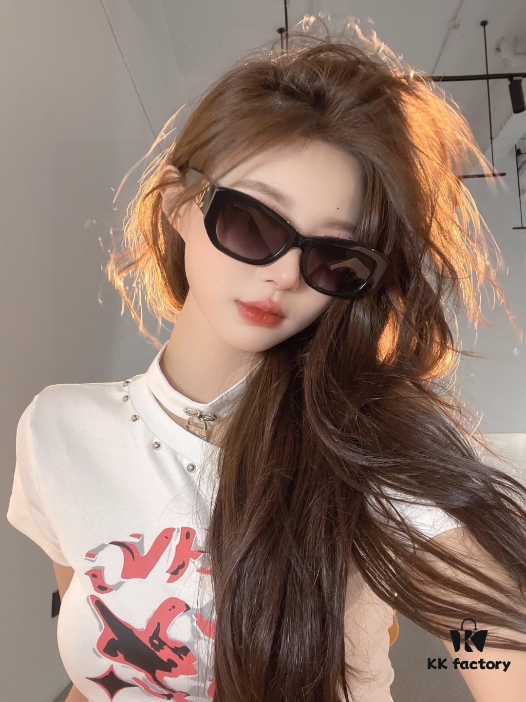 6931f8463a89a121ed54991d Chanel 2025 New Arrival ⭐ Xiaohongshu Popular Bestseller Double CH Interlocking Logo Sunglasses for Women, High-End Style Eyewear