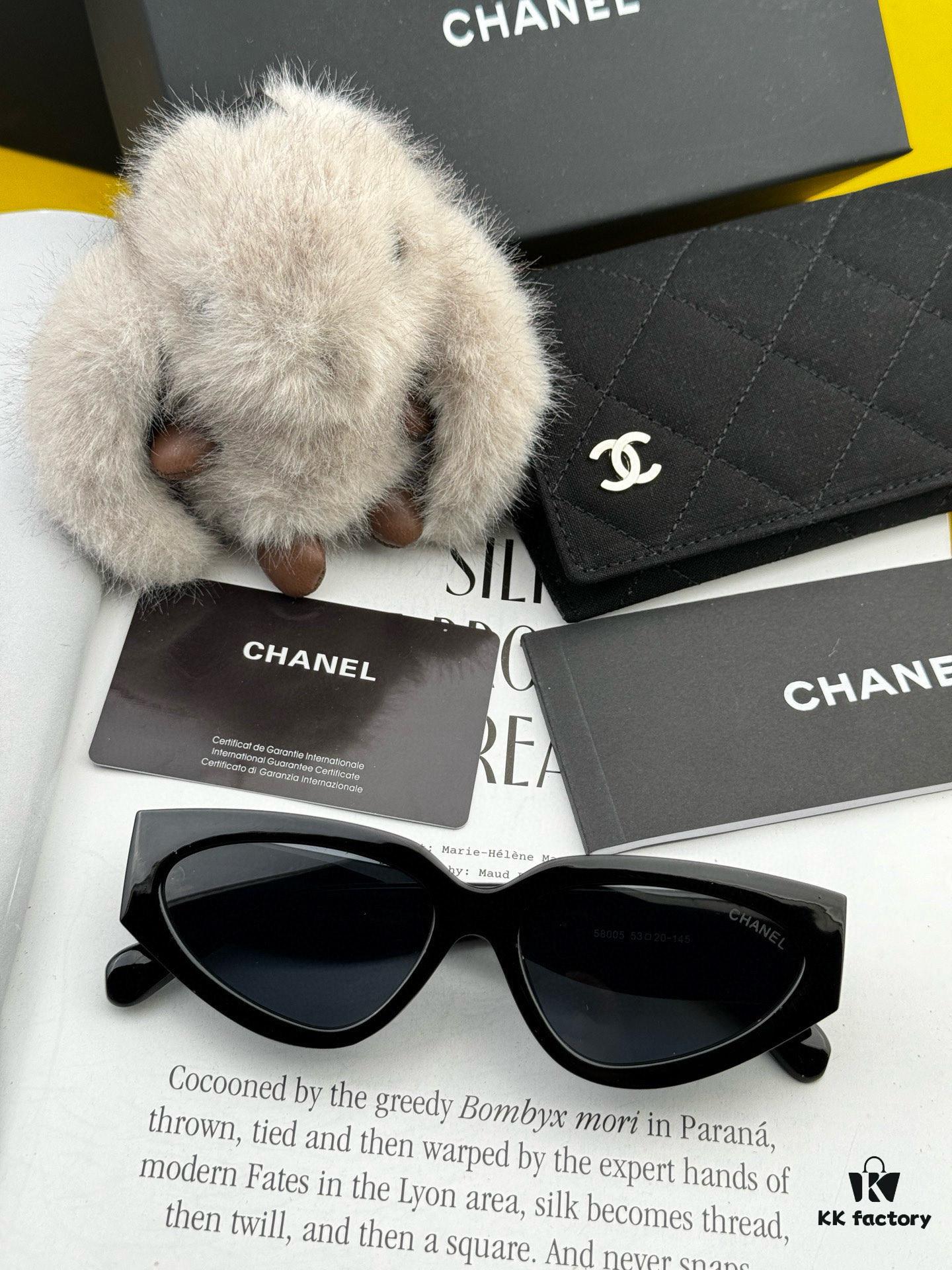 6931f84c3a89a121ed549977 Chanel Sunglasses Classic Small Frame Design UV Protection Model CH55800