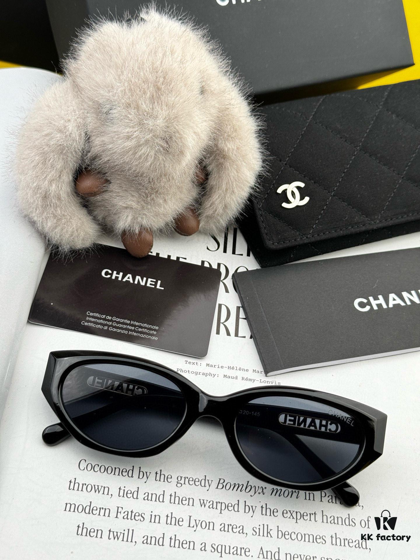 6931f84e3a89a121ed549991 Chanel Sunglasses Classic Small Frame Design UV Protection Model CH95802