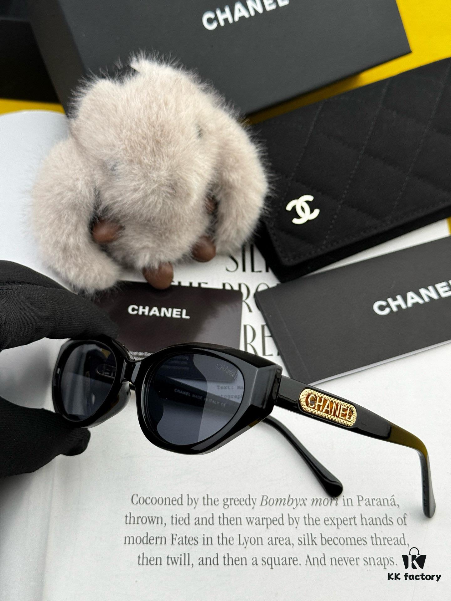 6931f84e3a89a121ed549992 Chanel Sunglasses Classic Small Frame Design UV Protection Model CH95802