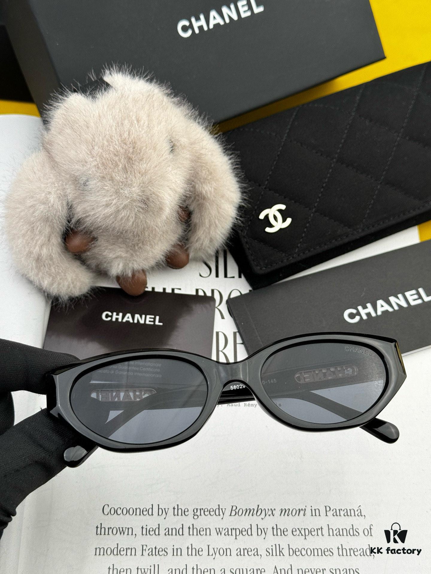 6931f84e3a89a121ed549994 Chanel Sunglasses Classic Small Frame Design UV Protection Model CH95802