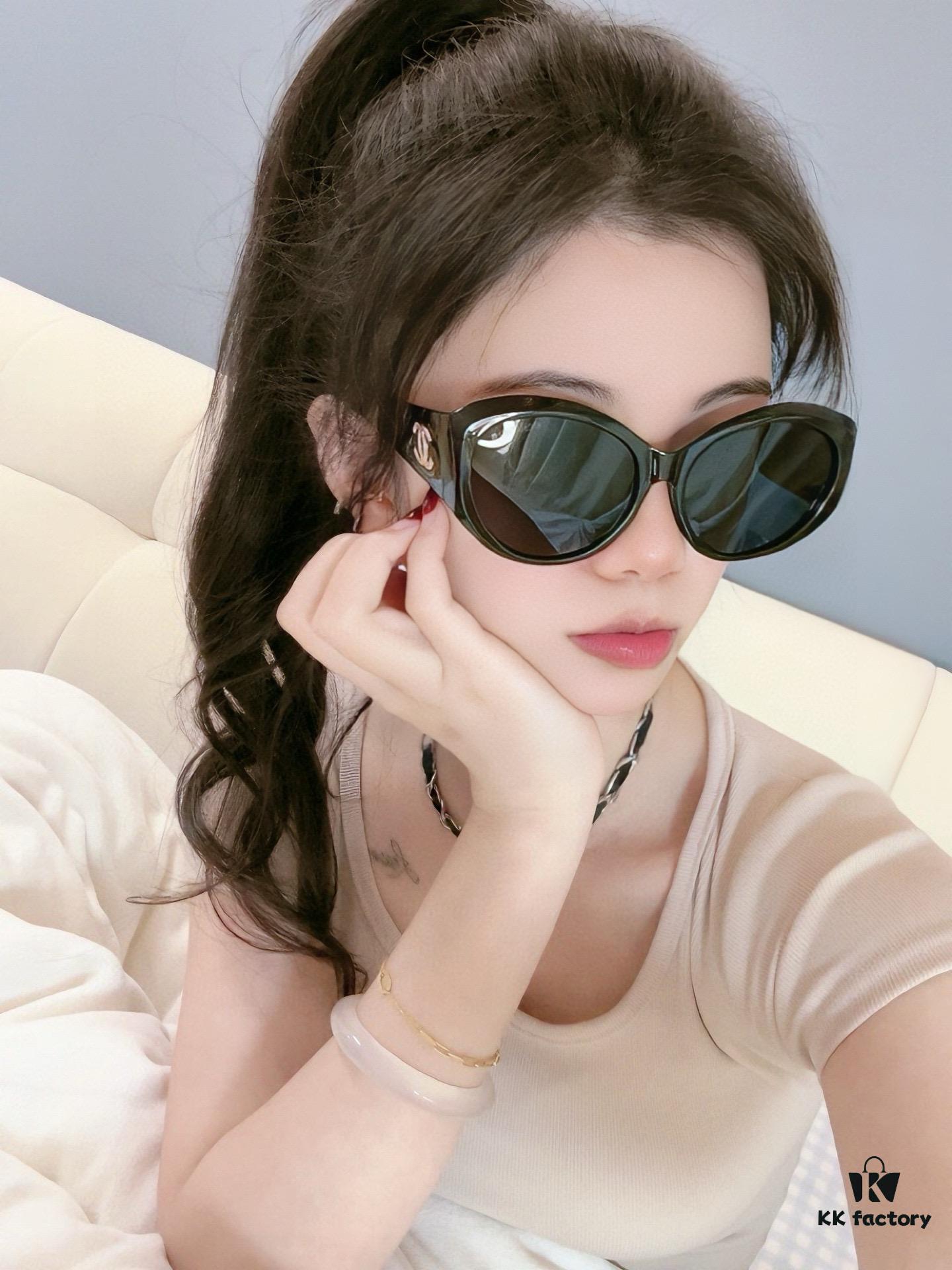 Chanel Oversized Round Sunglasses, Classic Design, UV Protection, Model: CH8984