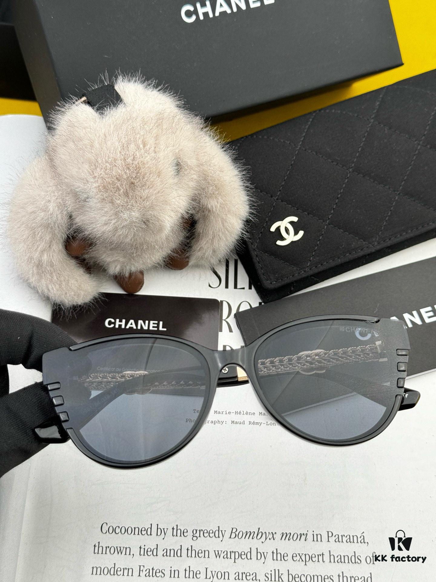 6931f8513a89a121ed5499bf Chanel Oversized Square Sunglasses Classic Frame UV-Protective Shades
