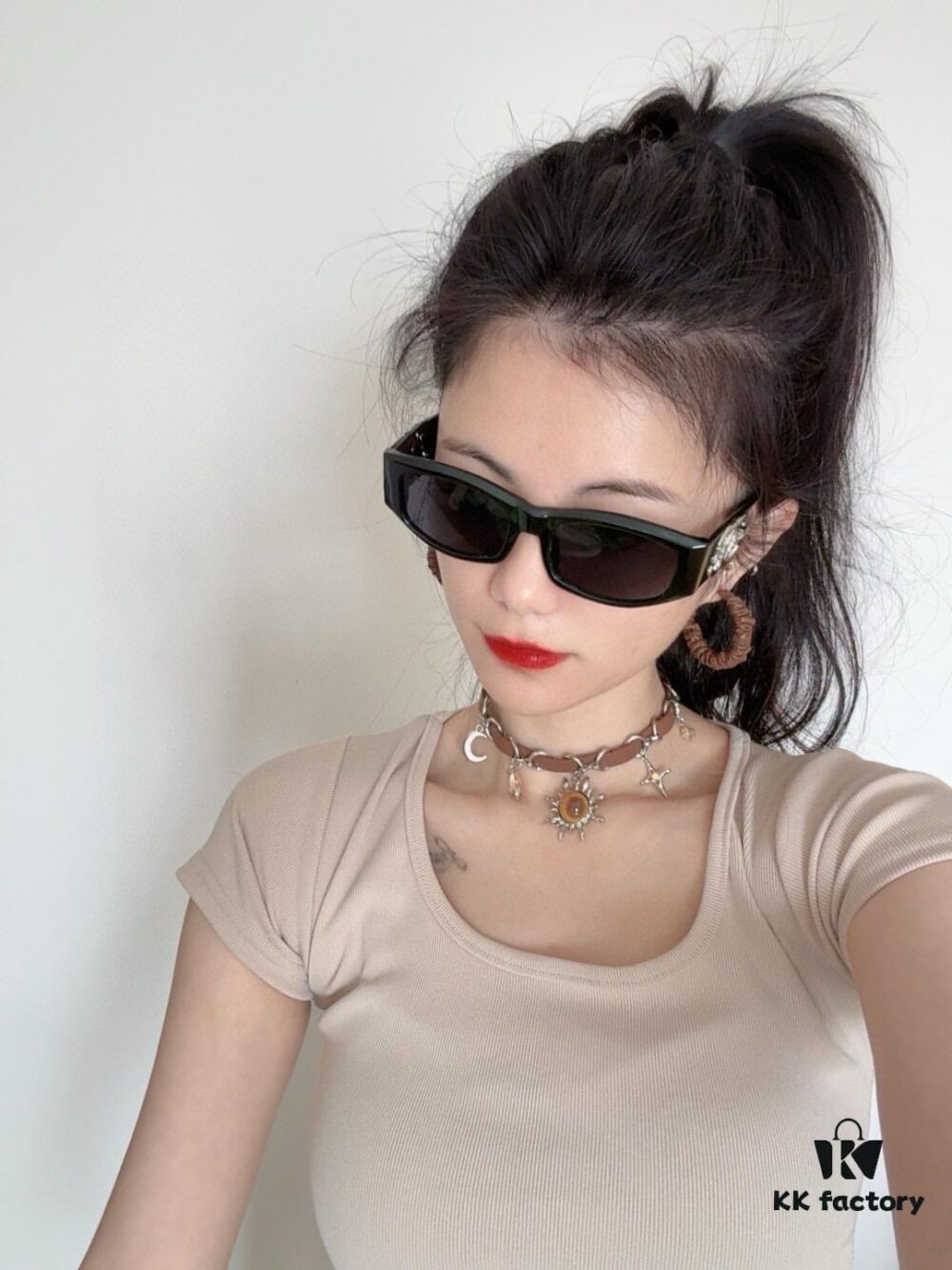 6931f8533a89a121ed5499d7 Chanel Oversized Square Sunglasses Classic Frame Design, Universal Fit for All Face Shapes, Polarized UV-Protective Lenses, Suitable with Coats or Dresses, Stylish and Elegant - Model: CH9231