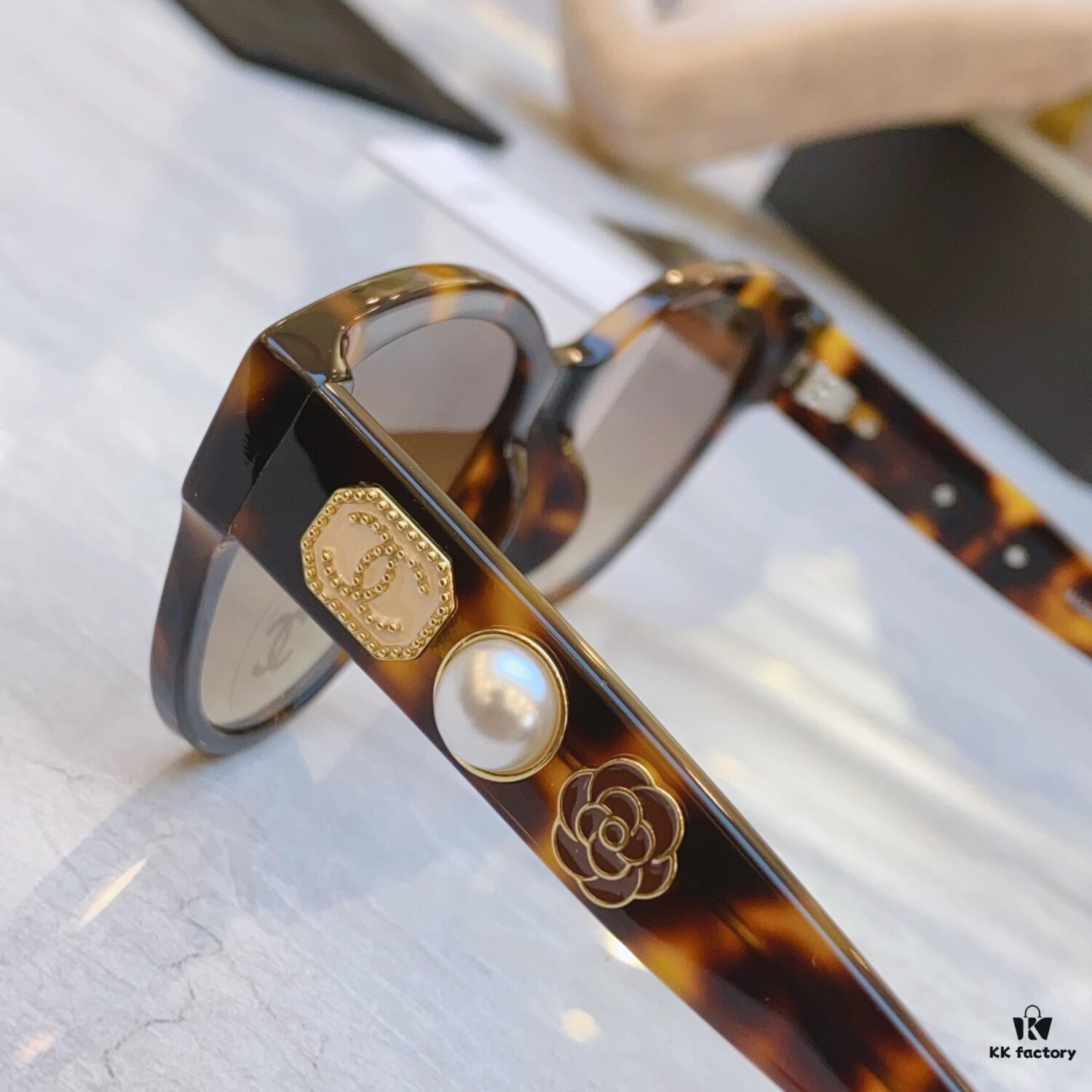 6931f8573a89a121ed549a0d CHANE* New Arrival Sunglasses, Model: CH5477, Size: 56-19-140