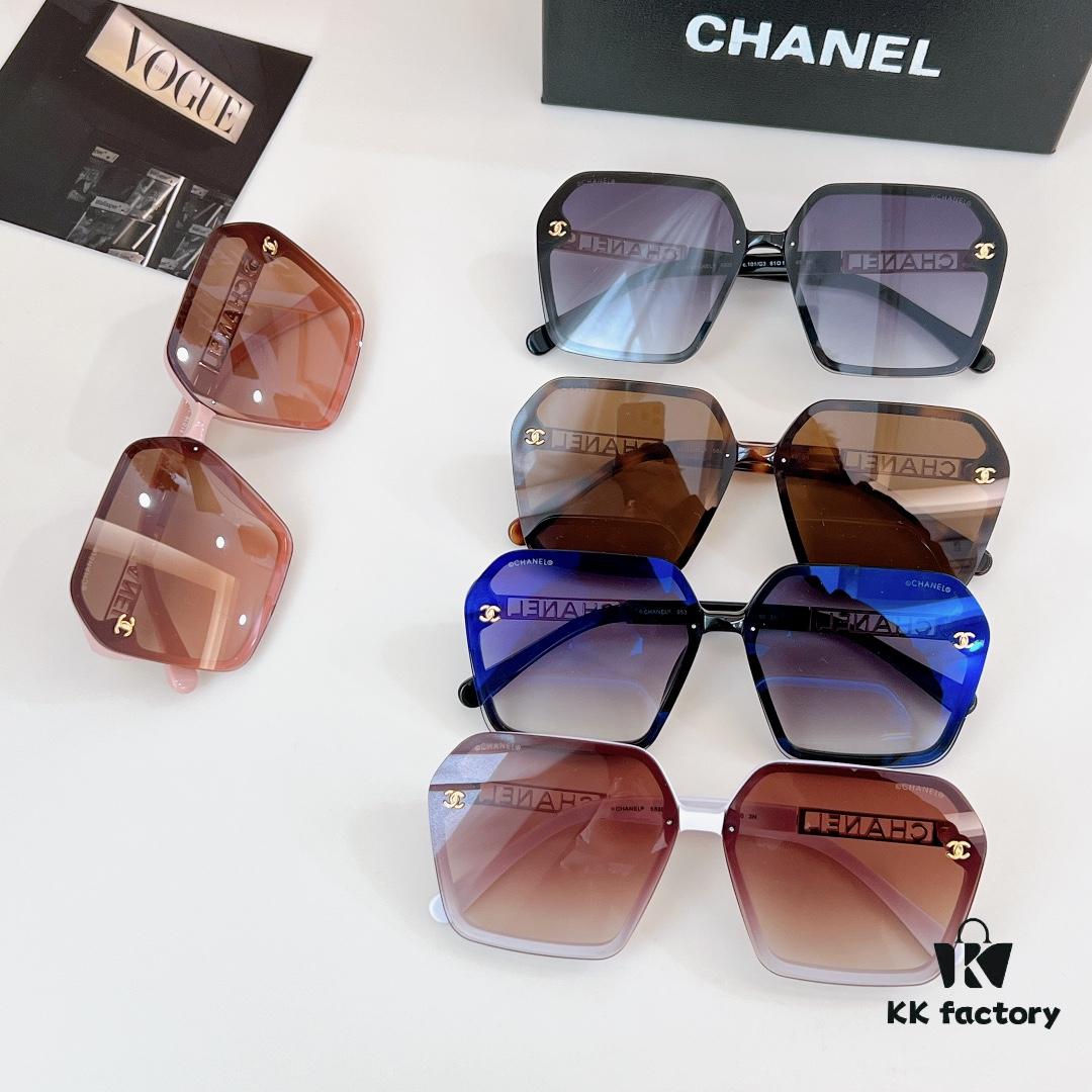 125 CHANE* MODEL: 5539-S SIZE: 61□16-140 Sunglasses